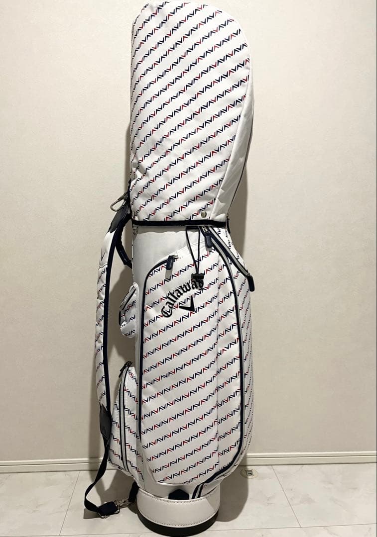 【美品】キャロウェイ ゴルフ キャディバッグ V字ロゴ柄 巾着ポーチ付き