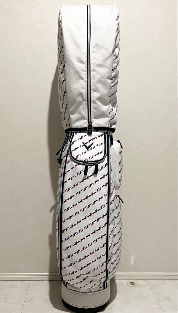 【美品】キャロウェイ ゴルフ キャディバッグ V字ロゴ柄 巾着ポーチ付き