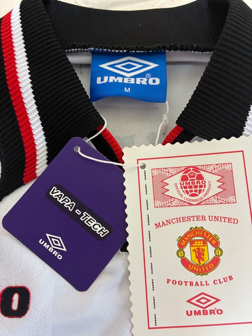 【未使用タグ付き】ベッカム　7 マンU 1997-1998長袖シャツ M