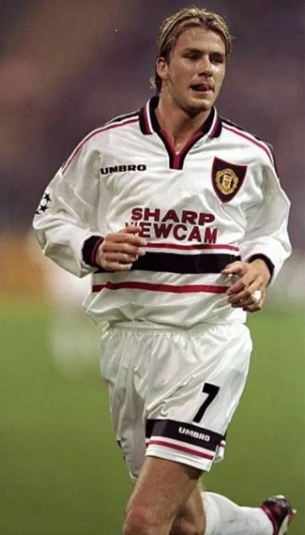 【未使用タグ付き】ベッカム　7 マンU 1997-1998長袖シャツ M