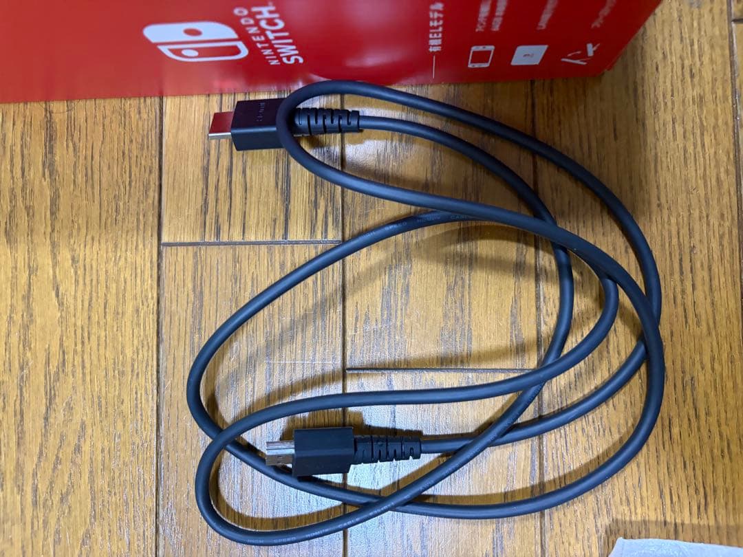 Nintendo Switch 有機ELモデル　マリオレッド 純正プロコン付き