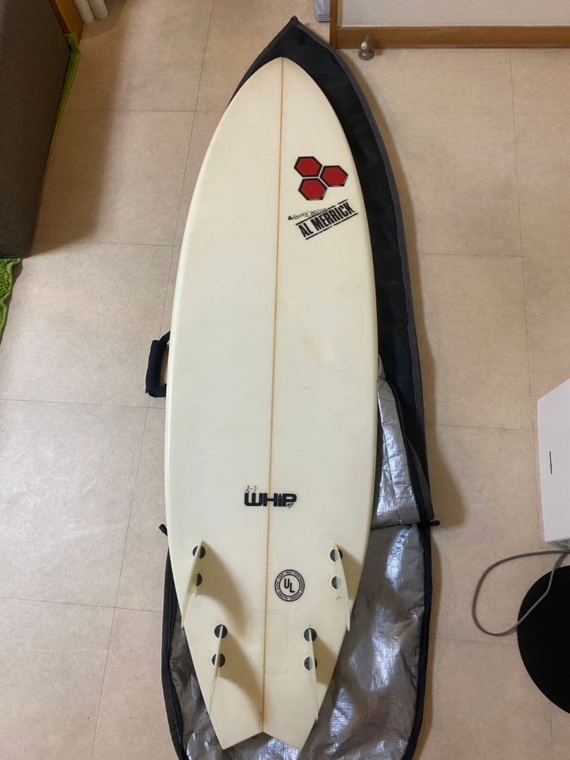アルメリック WHIP ショートボード 5'11\" x 19\" x 2 1/2\"