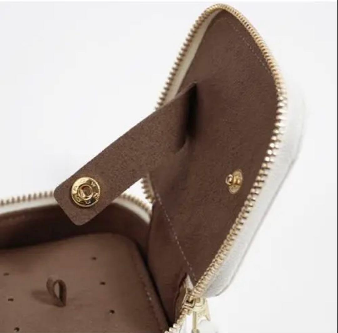 カラーチャート　ジュエリーケース　伊東屋　新品未使用　シェルホワイト　箱付き