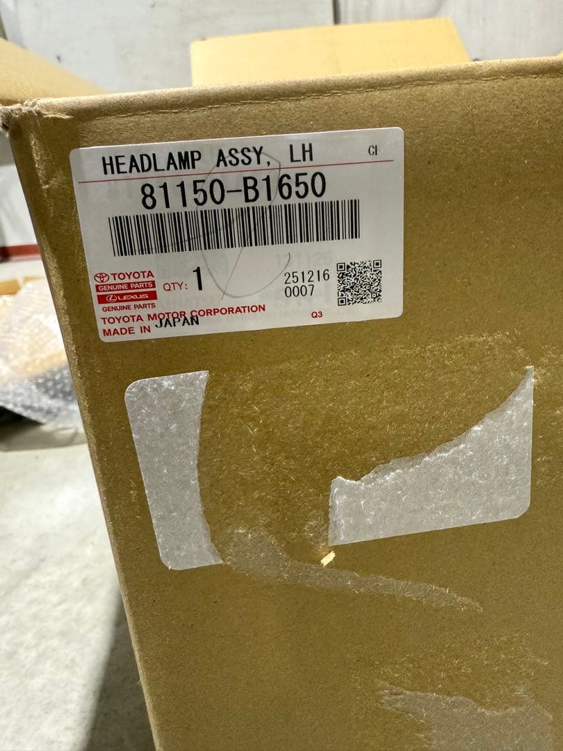 ルーミー 純正 ヘッドライト 左 補修歴なし