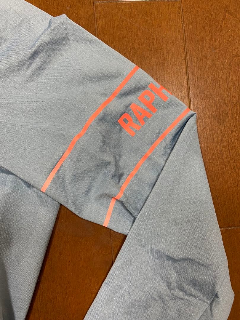 ★Raphaプロチームのミッドウェイトロングスリーブジャージ