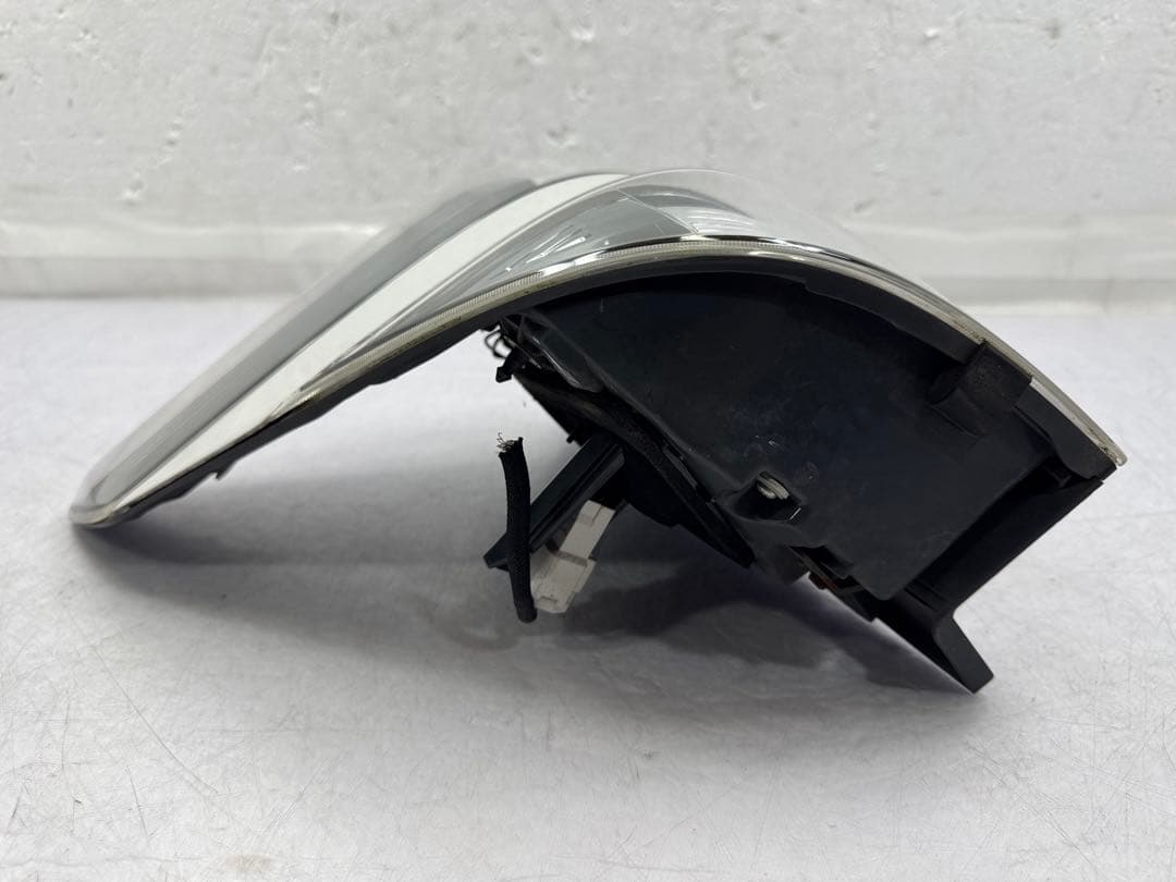 ヴェルファイア DBA-ANH20W 左テールランプ 2.4Z 758-29