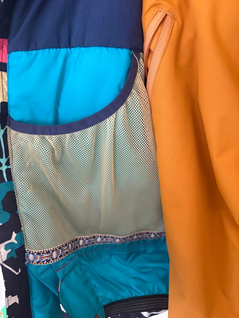 スノーボードウェア上下　上BURTON、下Three Wether