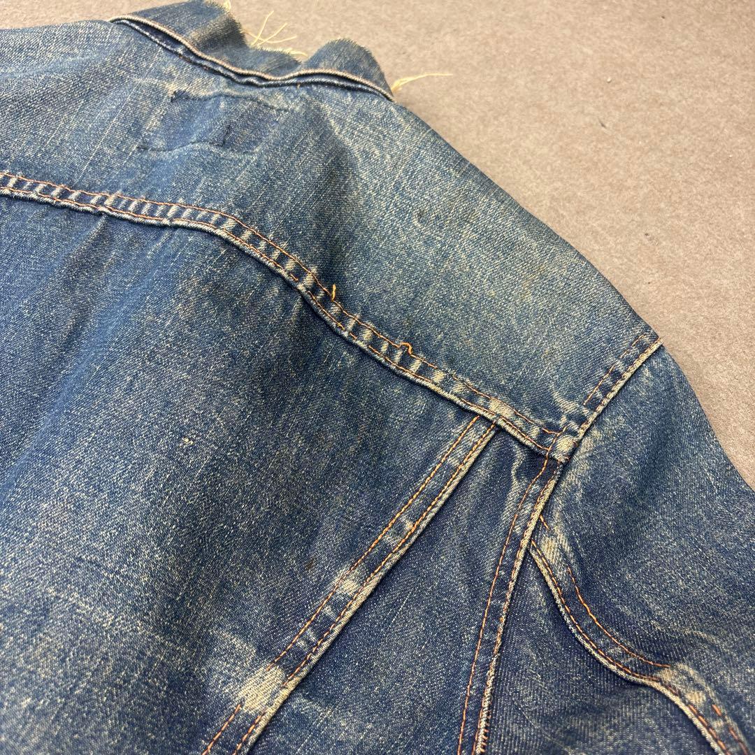 Levi's ダメージ注意！　70505