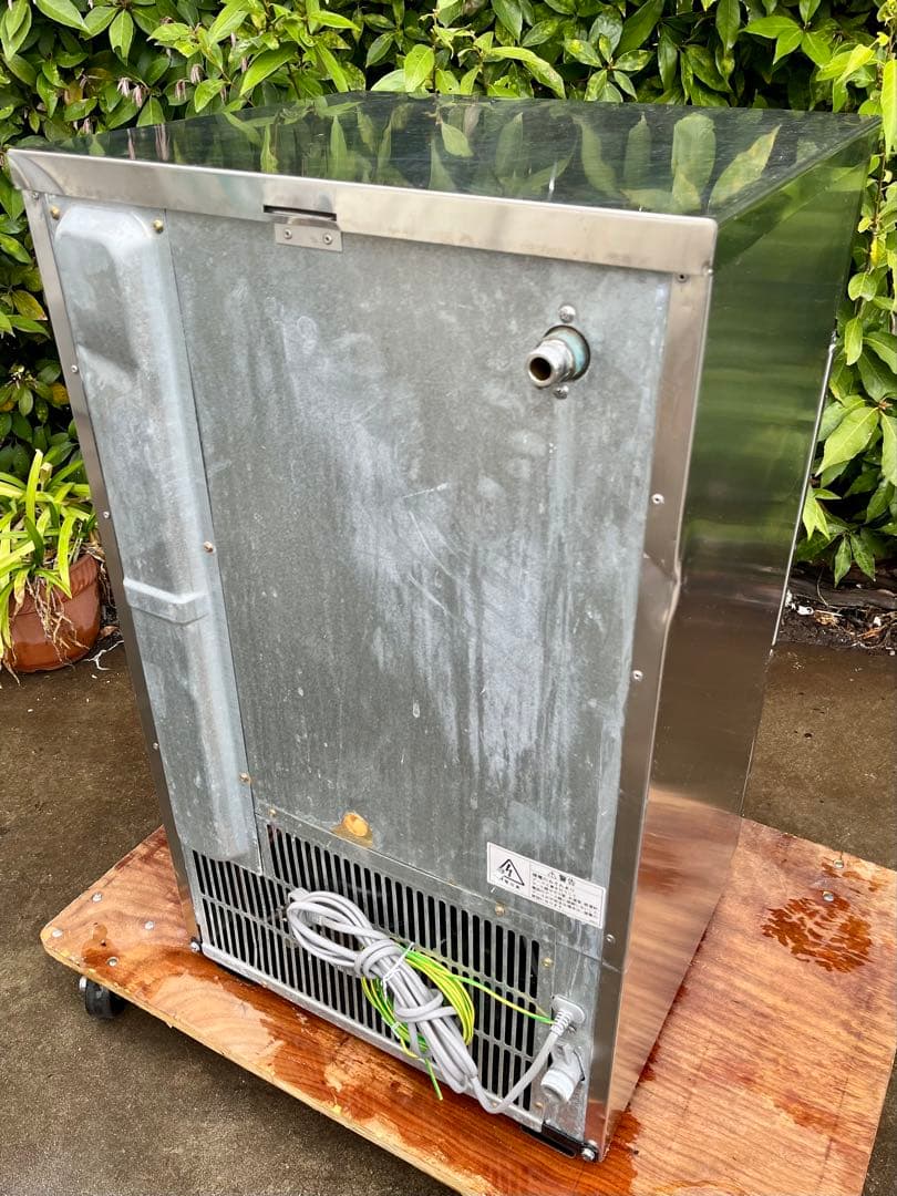 ホシザキ製氷機　35kg 500×450×850