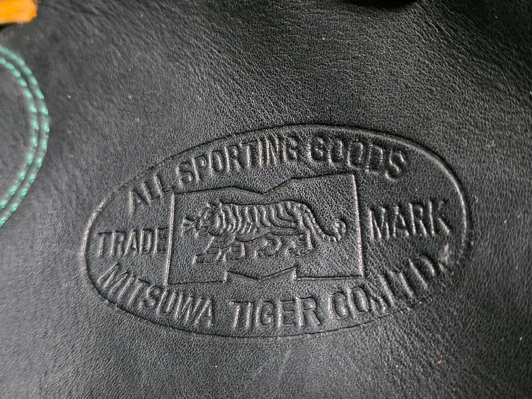 もずくさん専用　ミツワタイガー　硬式用キャッチャーミット