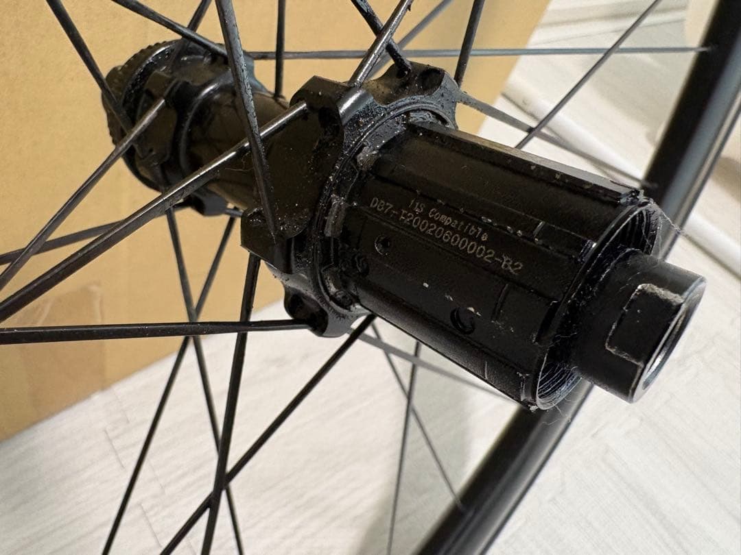 Prime Black Edition 38DB カーボンホイール