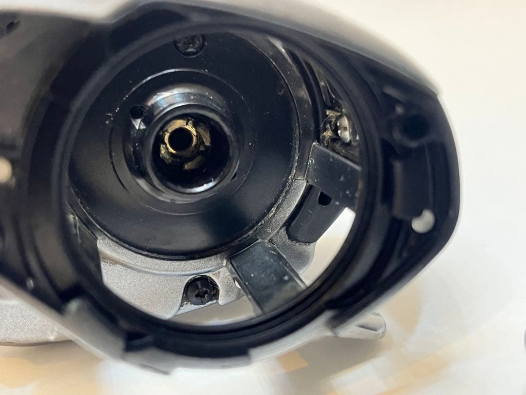 SHIMANO 15メタニウムDC HG 右ハンドル 後期モデル