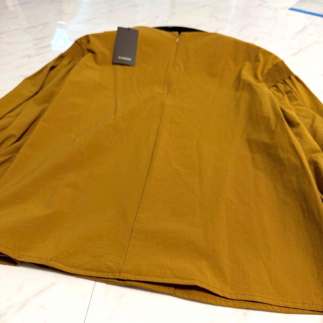 【新品タグ付き】完売品✨️アニュアンス シャーリング ボリュームブラウス キャメル