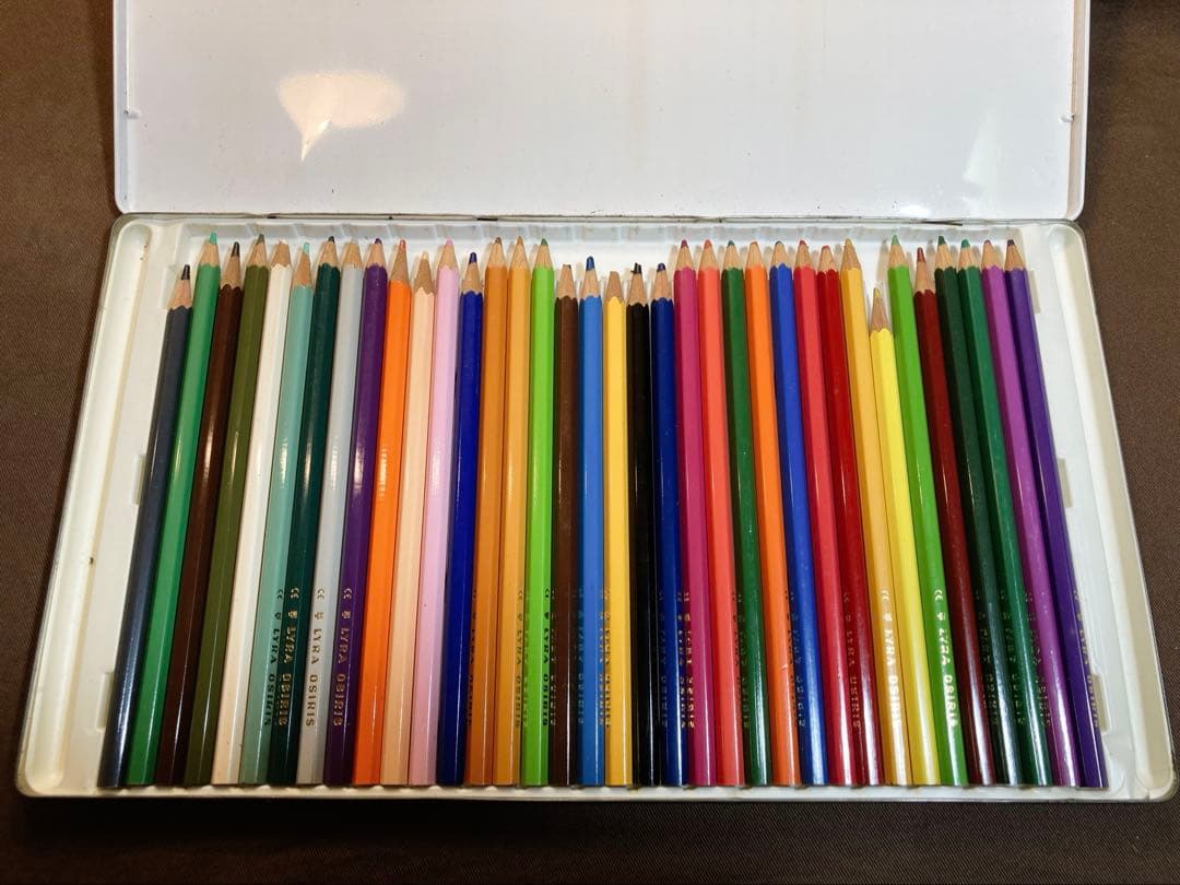 NOUVEL CARRE PASTEL 96色　木箱入り