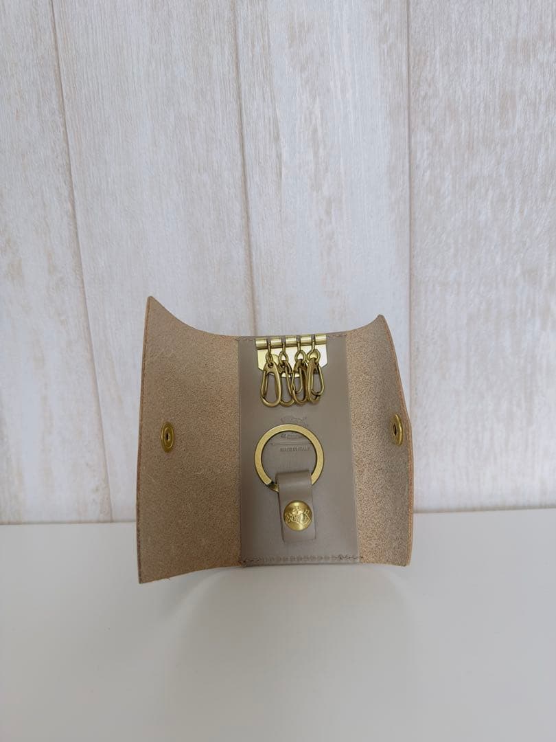 イルビゾンテ　キーケース　グレー