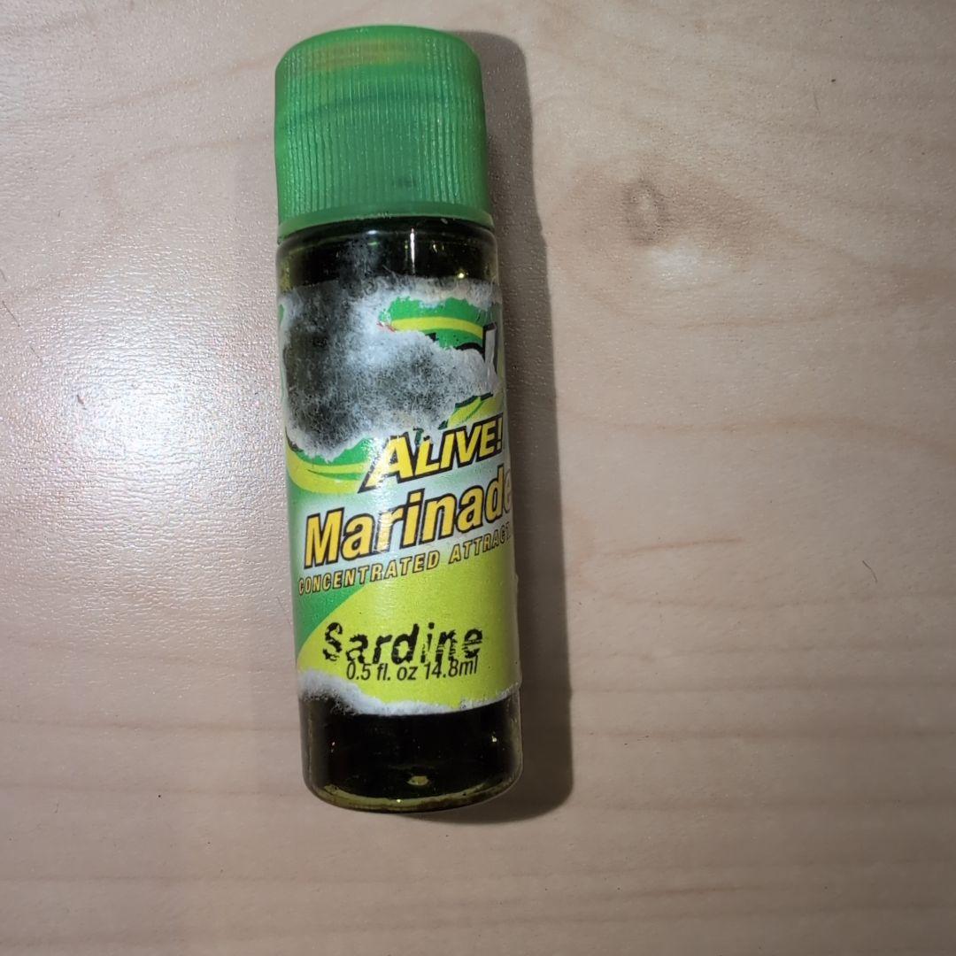 ガルプ マリネード 激臭　中古