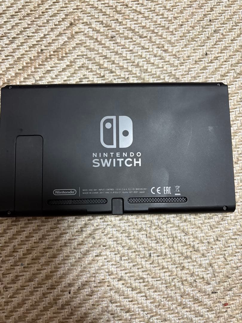 ニンテンドースイッチ本体のみ　Nintendo　Switch