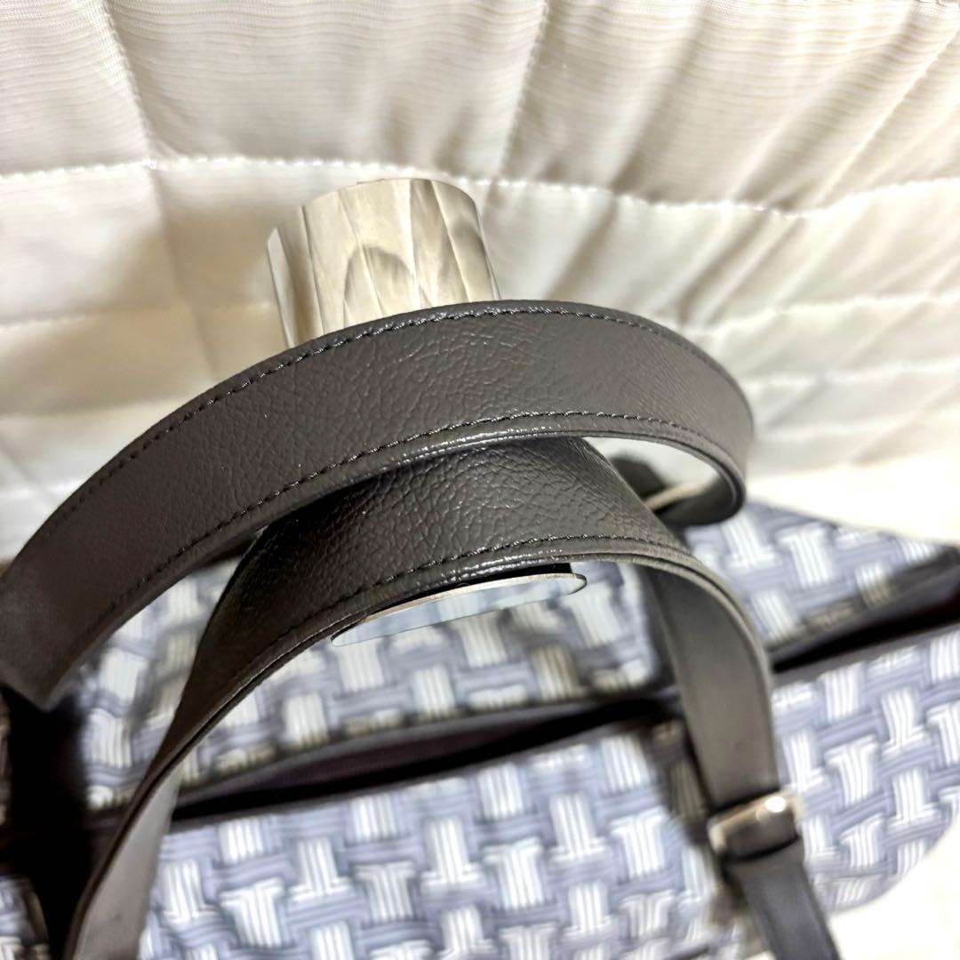 美品☆完売品　LANVIN SPORTゴルフ　ボストンバッグ　大容量