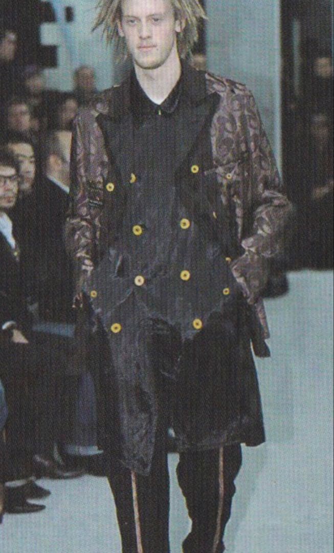 2002AW　四つの黒　コート　コムデギャルソンオムプリュス　海外品番