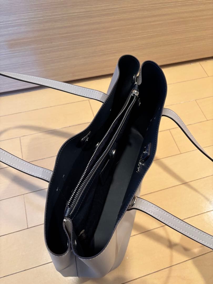 COACH グレー レザートートバッグ