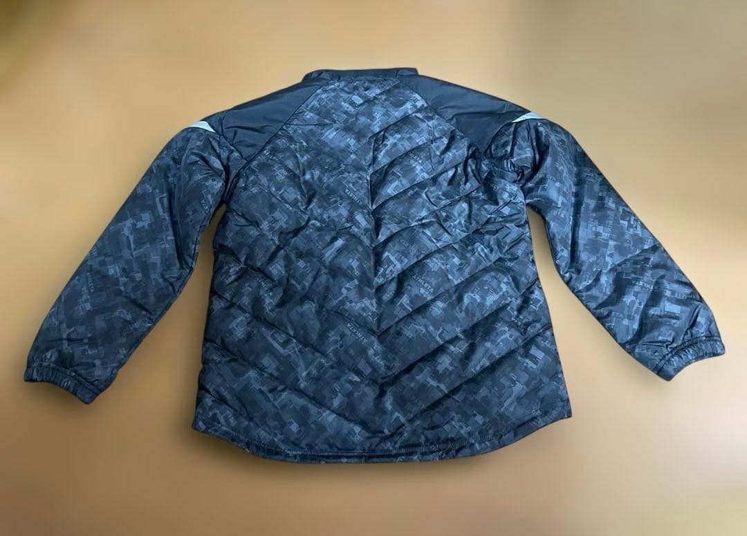 値下げ！【新品】2026年アスレタ ジュニア 中綿ジャケット　黒　160サイズ