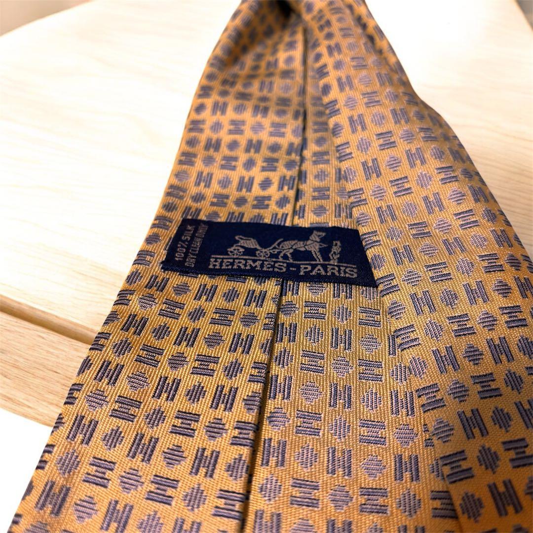美品　エルメスネクタイ『H123』 幾何学模様
