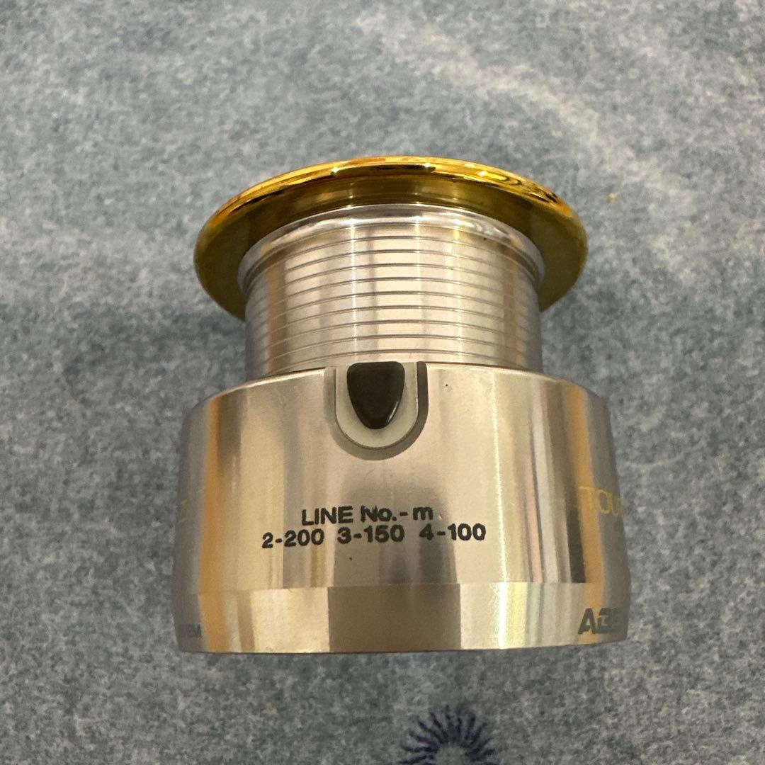 DAIWA ダイワトーナメントISO 2500LBAと替スプール2000LBA