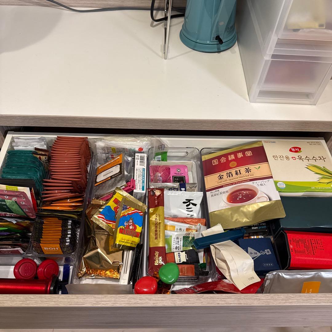 送料込み　キッチンボード　カップボード　120cm幅