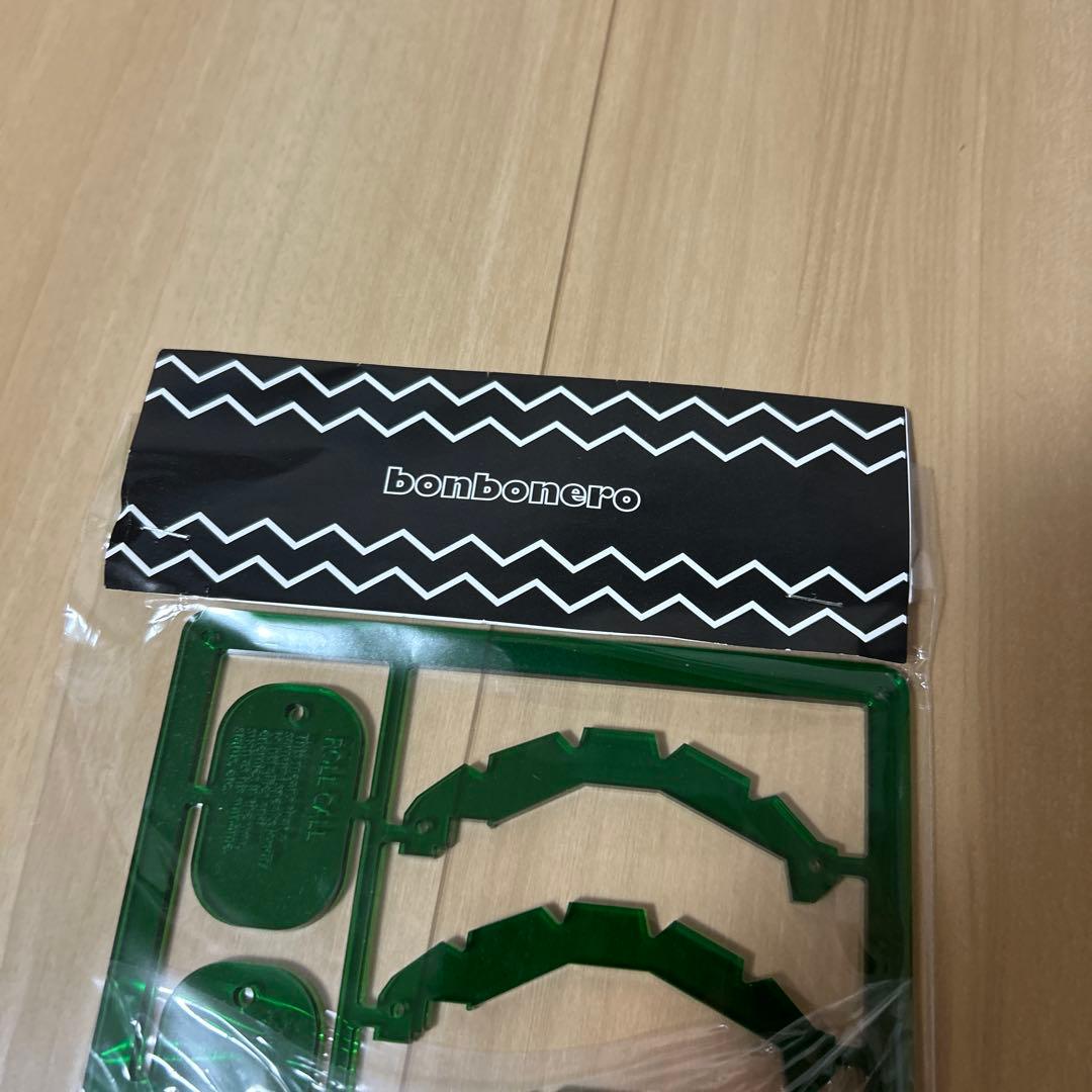 ジ*ン様 BONBONERO ボンプラミニ　BRUNT 手榴弾グリーン