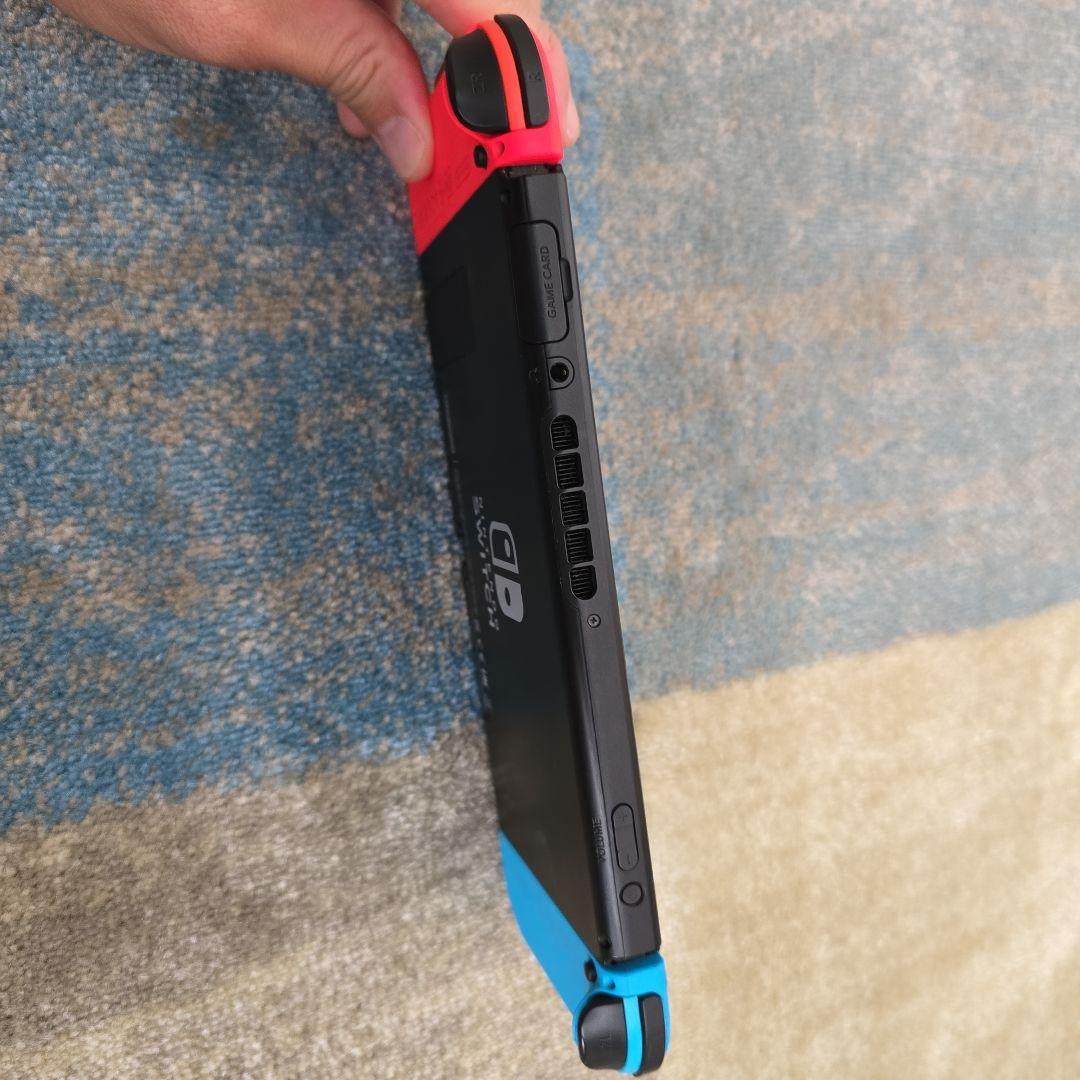 Nintendo Switch 本体 赤と青 Joy-Con 充電ドック付き