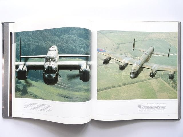 洋書◆第二次世界大戦の軍用機写真集 本 飛行機 戦闘機 爆撃機