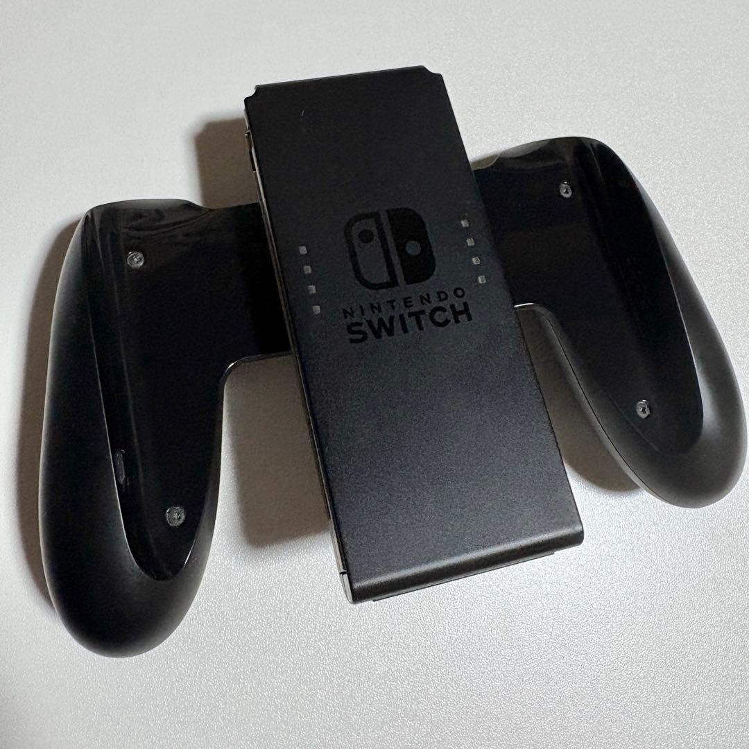 d*a様 Nintendo Switch 外箱なし Switchソフトのケース付