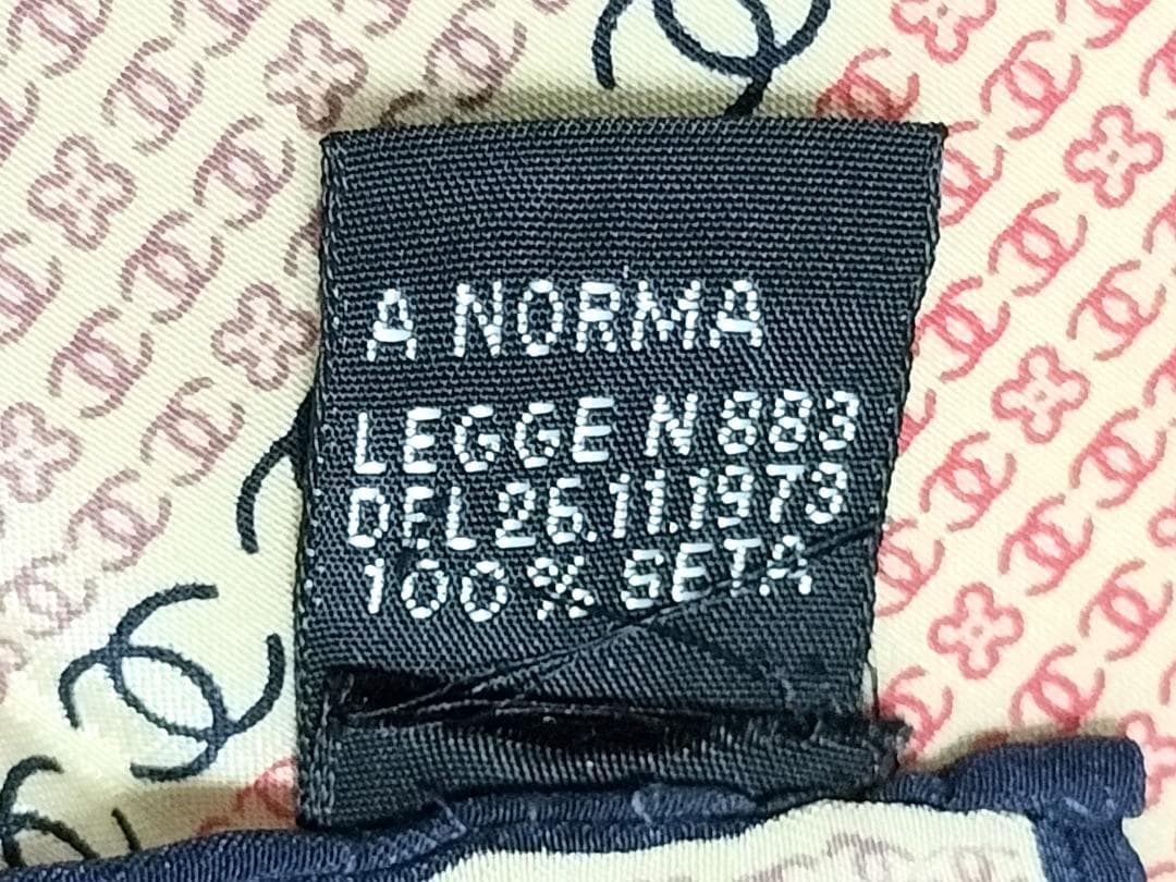 こうぴCHANEL スカーフ シルク ココマーク大数デザイン