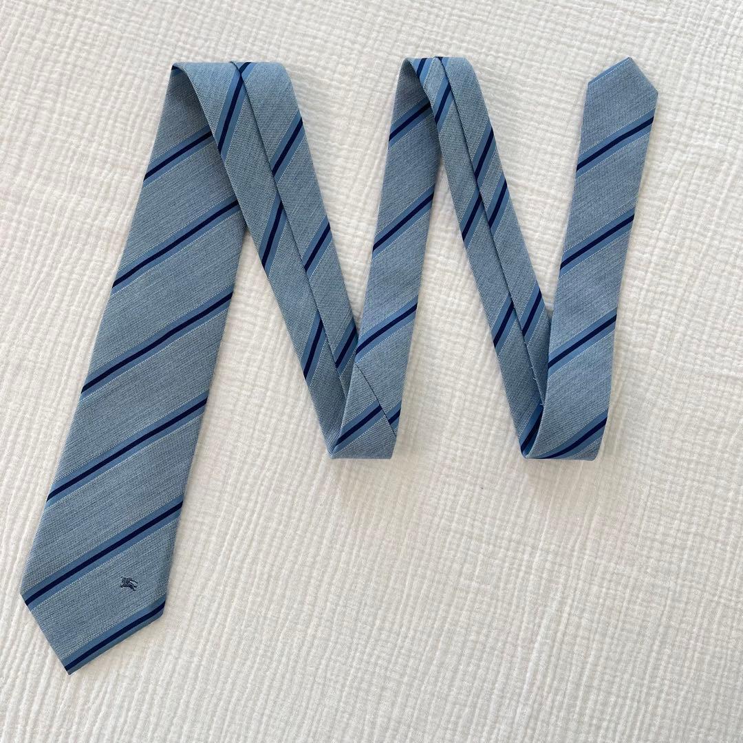 【 未使用 】バーバリー ストライプ イタリア製 ネイビー ホースロゴ