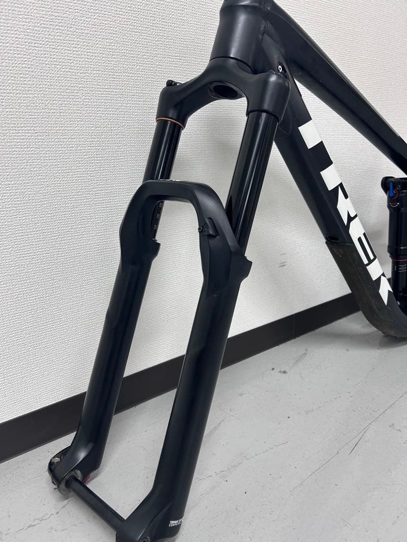 TREK Remedy フレームMサイズ　Pike付き