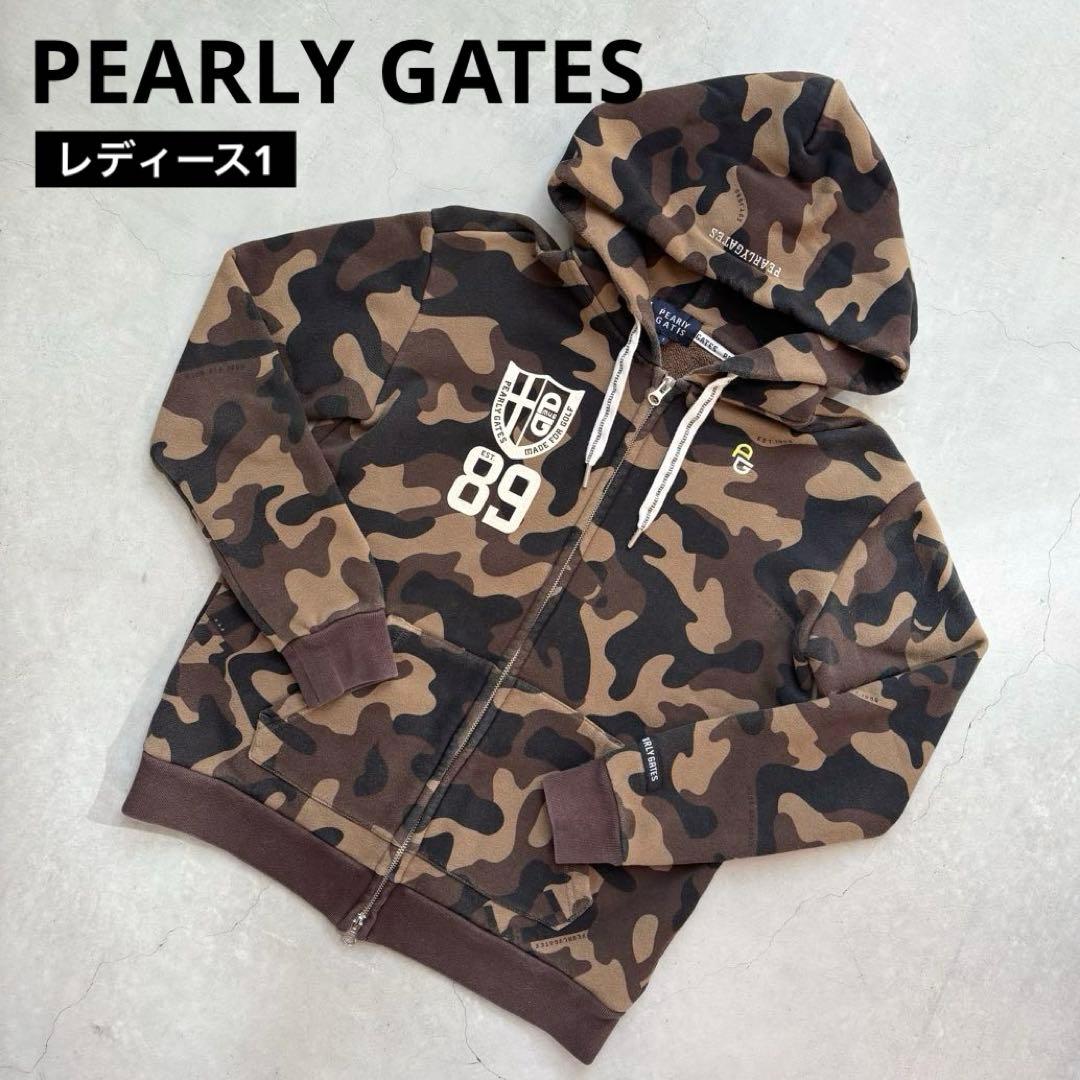 PEARLY GATES 迷彩カモフラ総柄 ジップフードパーカー にこちゃん刺繍