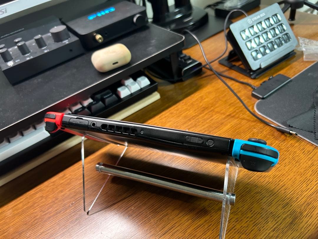 任天堂　Switch 本体+プロコントローラー