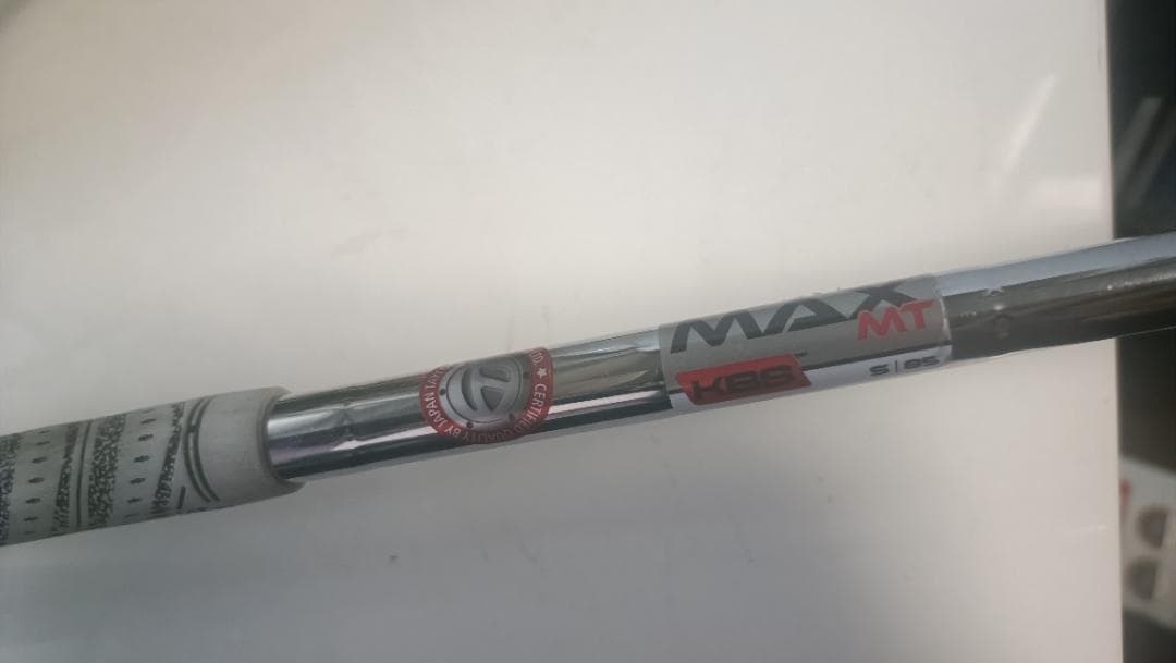 TaylorMade SIM2 MAX 4U　ユーティリティ 22度 ４番