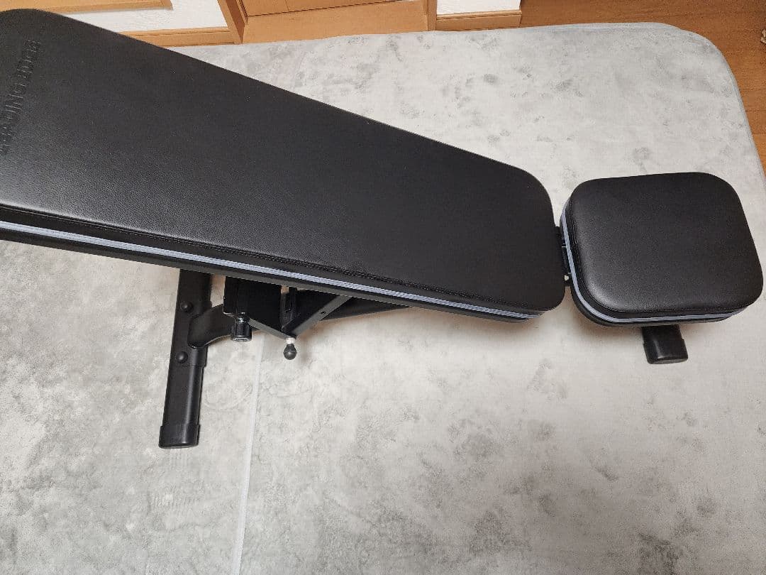 インクラインベンチ　leading edge