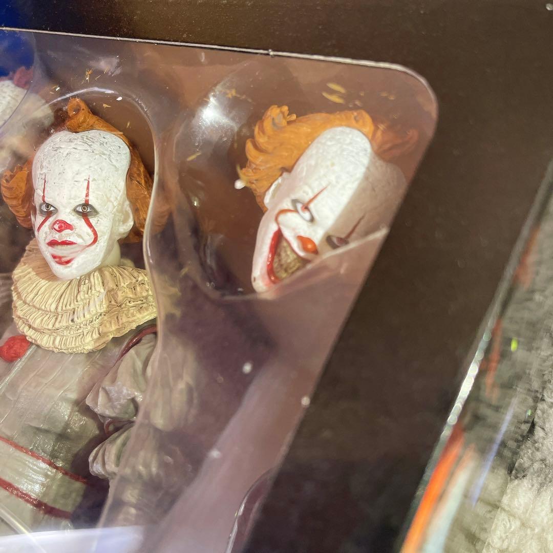 新品　NECA アクションフィギュア IT チャプター2 ペニーワイズ 2019