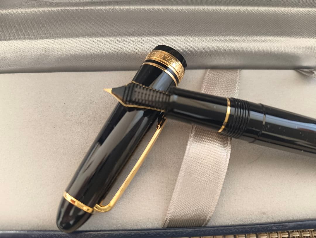 SAILOR 万年筆 プロフィットスタンダード 極細 黒14金 専用ケース付き