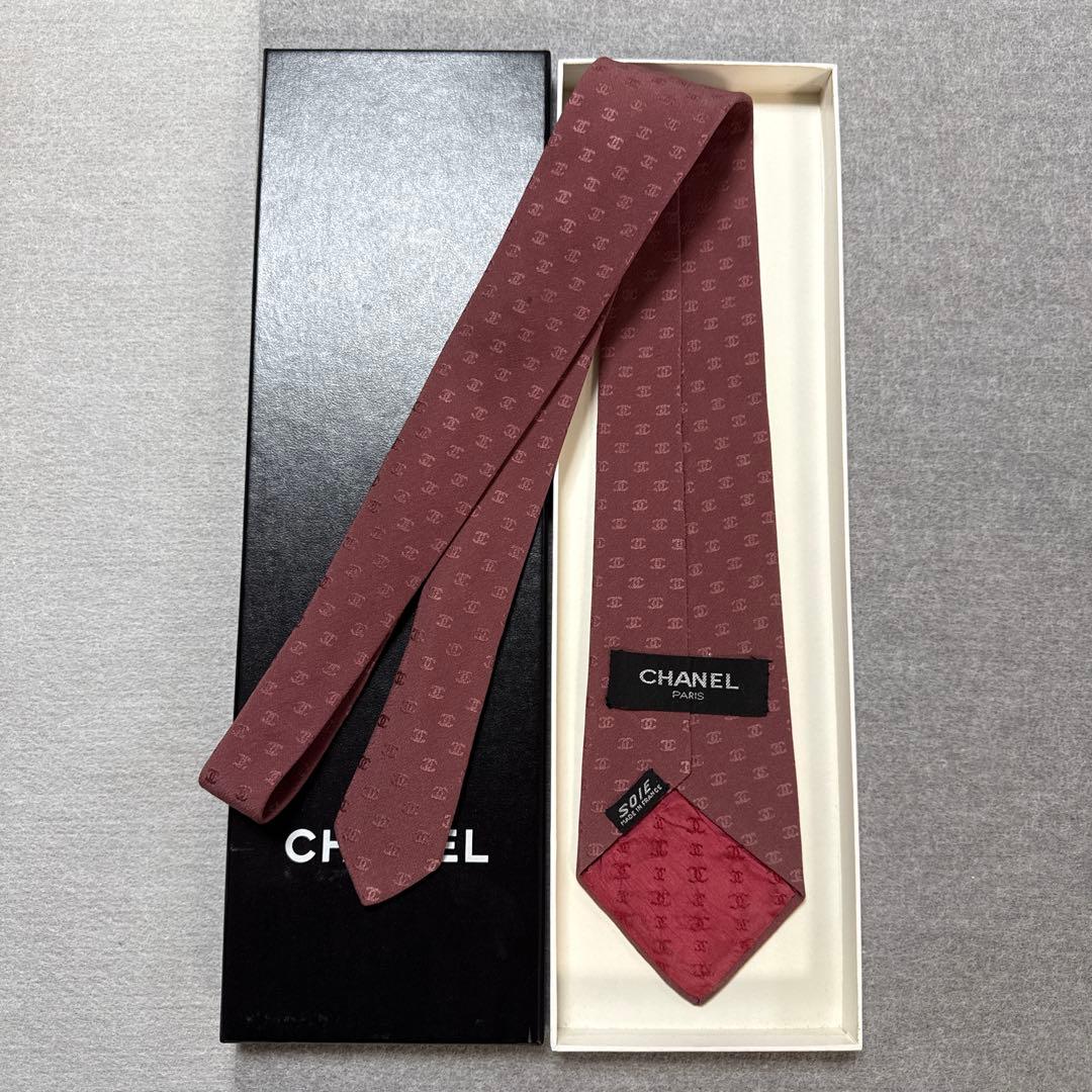 シャネル　ネクタイ　赤茶　CCココマーク 総柄