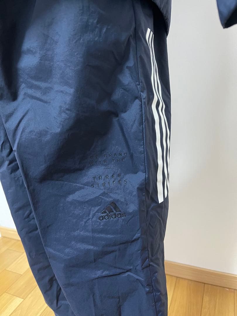 adidas ウィンドブレーカー　上下セット
