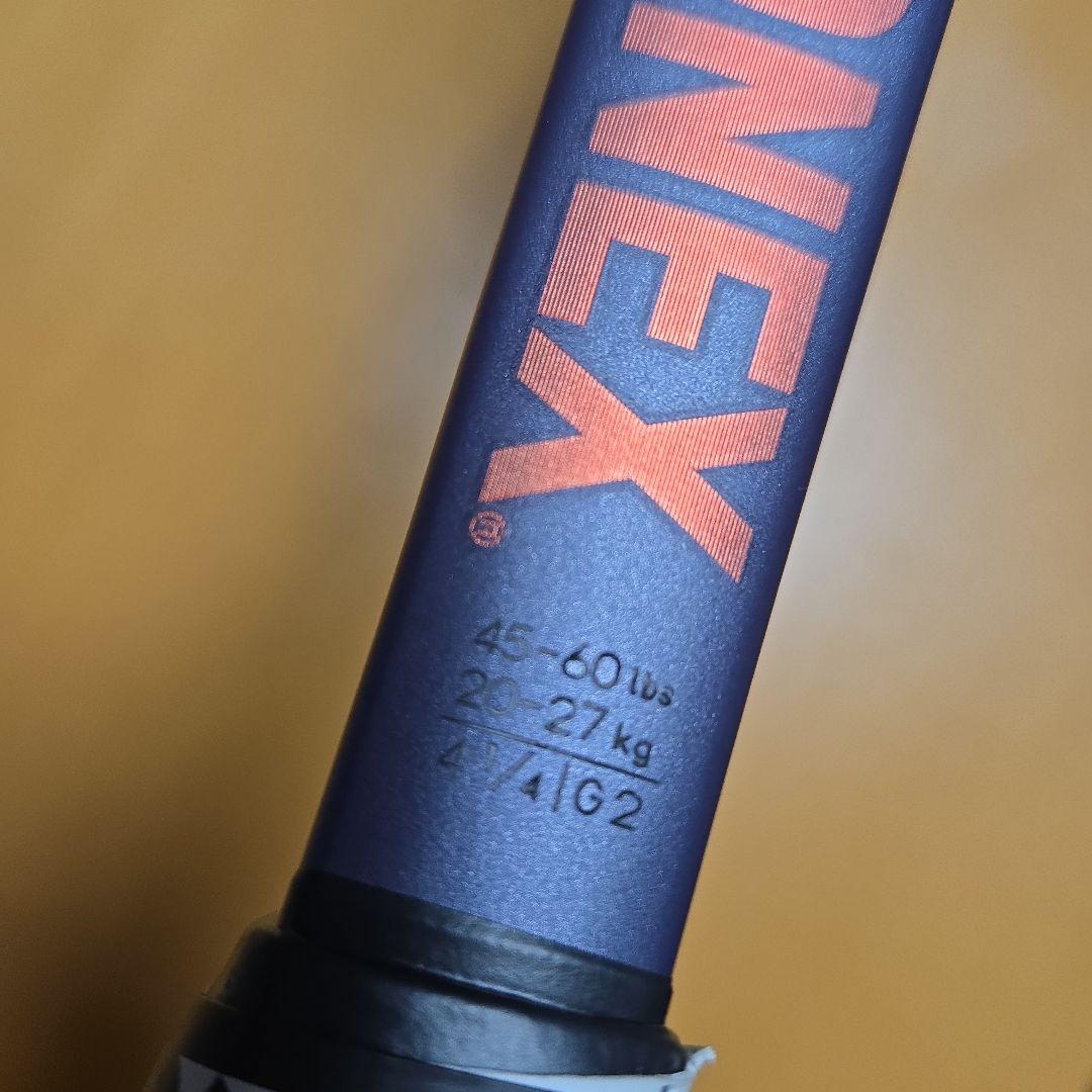 美品　YONEX PERCEPT 100　パーセプト　硬式ラケット　ネイビー