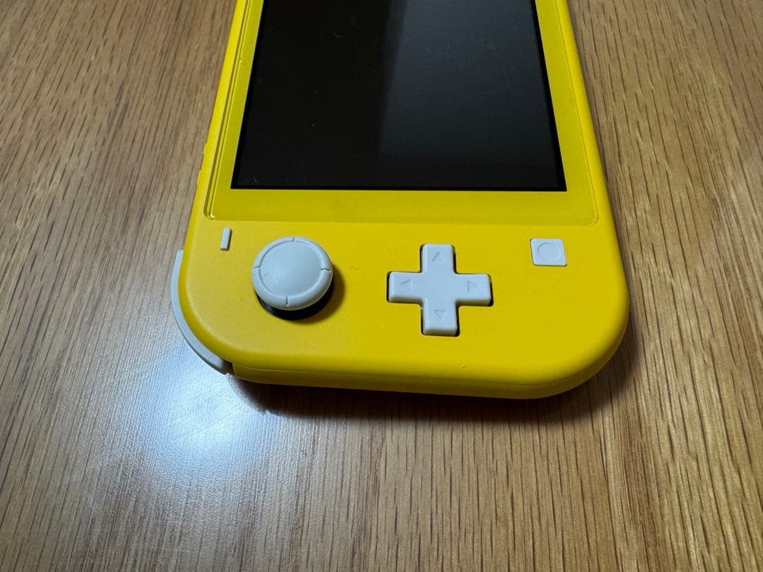 Nintendo Switch Lite (イエロー)