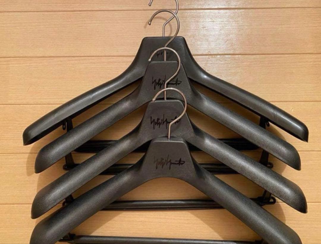 ヨウジヤマモト YohjiYamamoto ハンガー ロゴ 4本