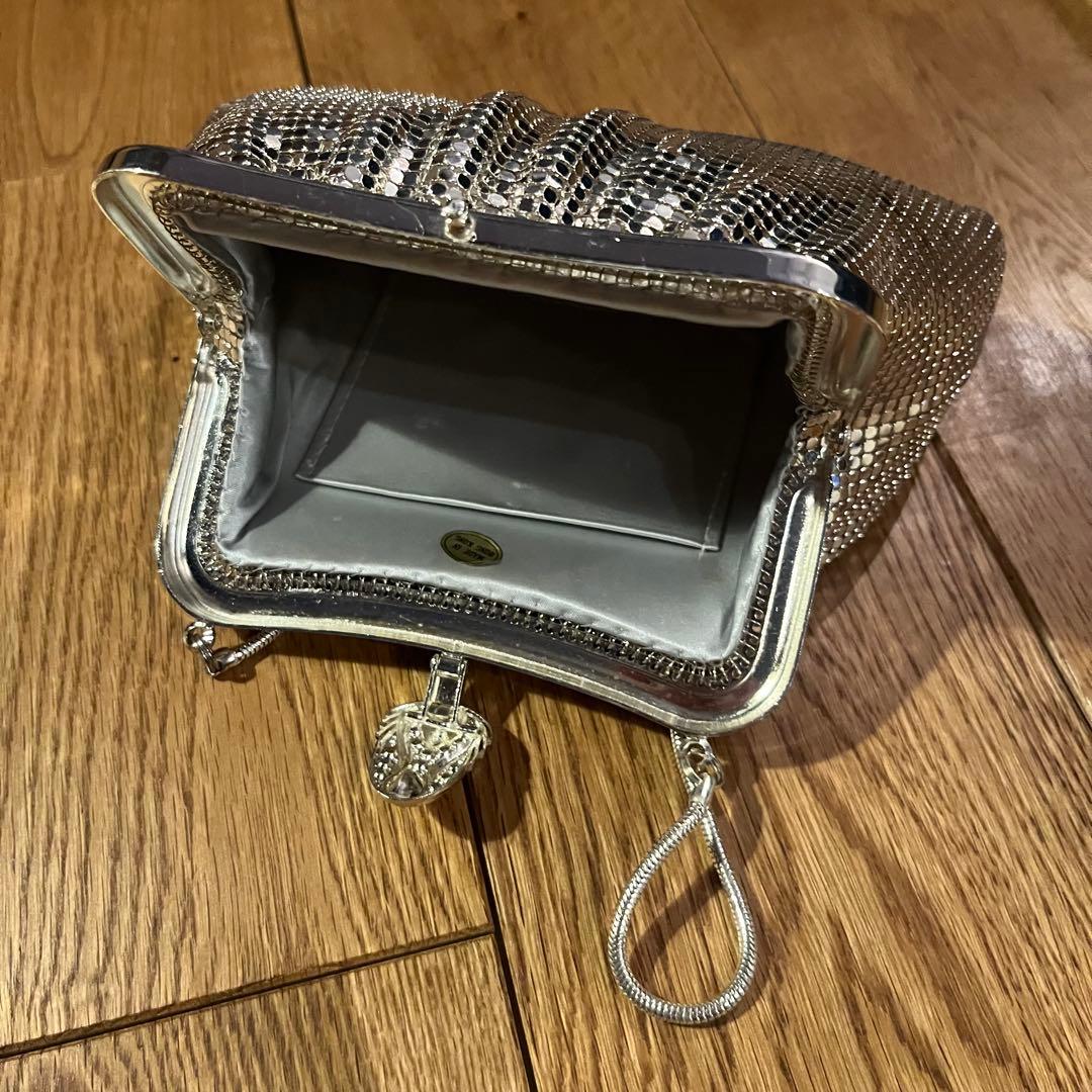 pierre balmain メタリックシルバー　パーティーバッグ