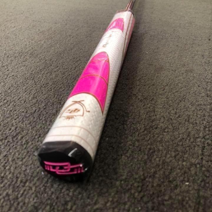 【大人気】♥極太グリップと大型ヘッドの安定感抜群のダイナミクスレディスパター