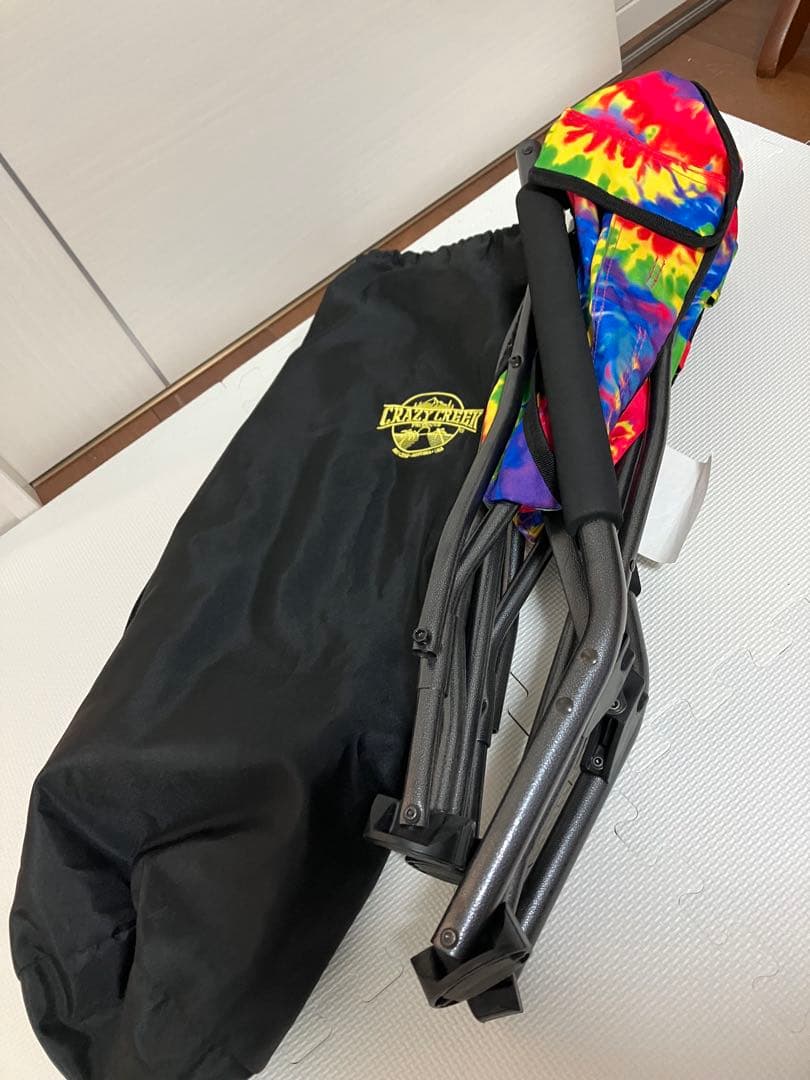 廃盤　希少　Crazy Creek ビーチチェア　ローチェア　カラフル　タイダイ