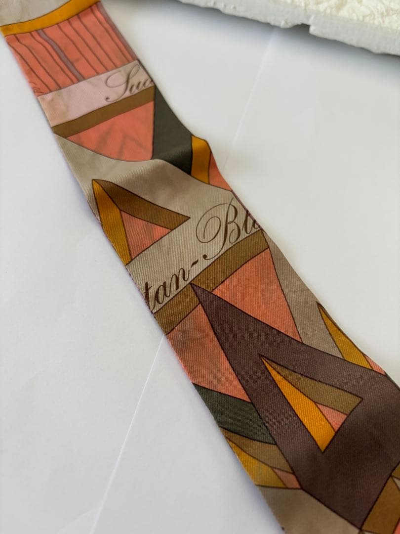 HERMES エルメス　ツイリー　シルクスカーフ